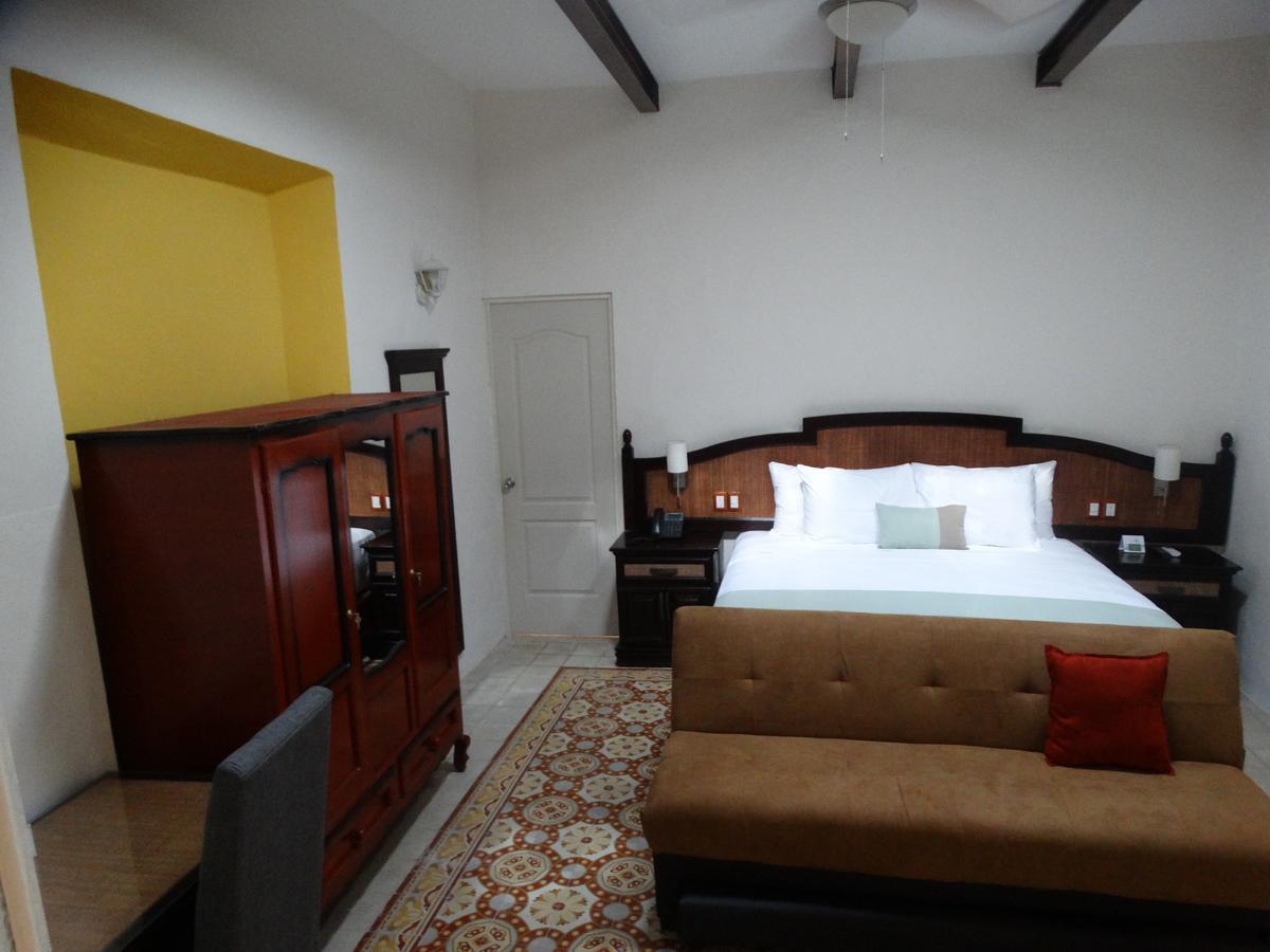 Casa San Juan Bed and Breakfast Mérida Exteriör bild
