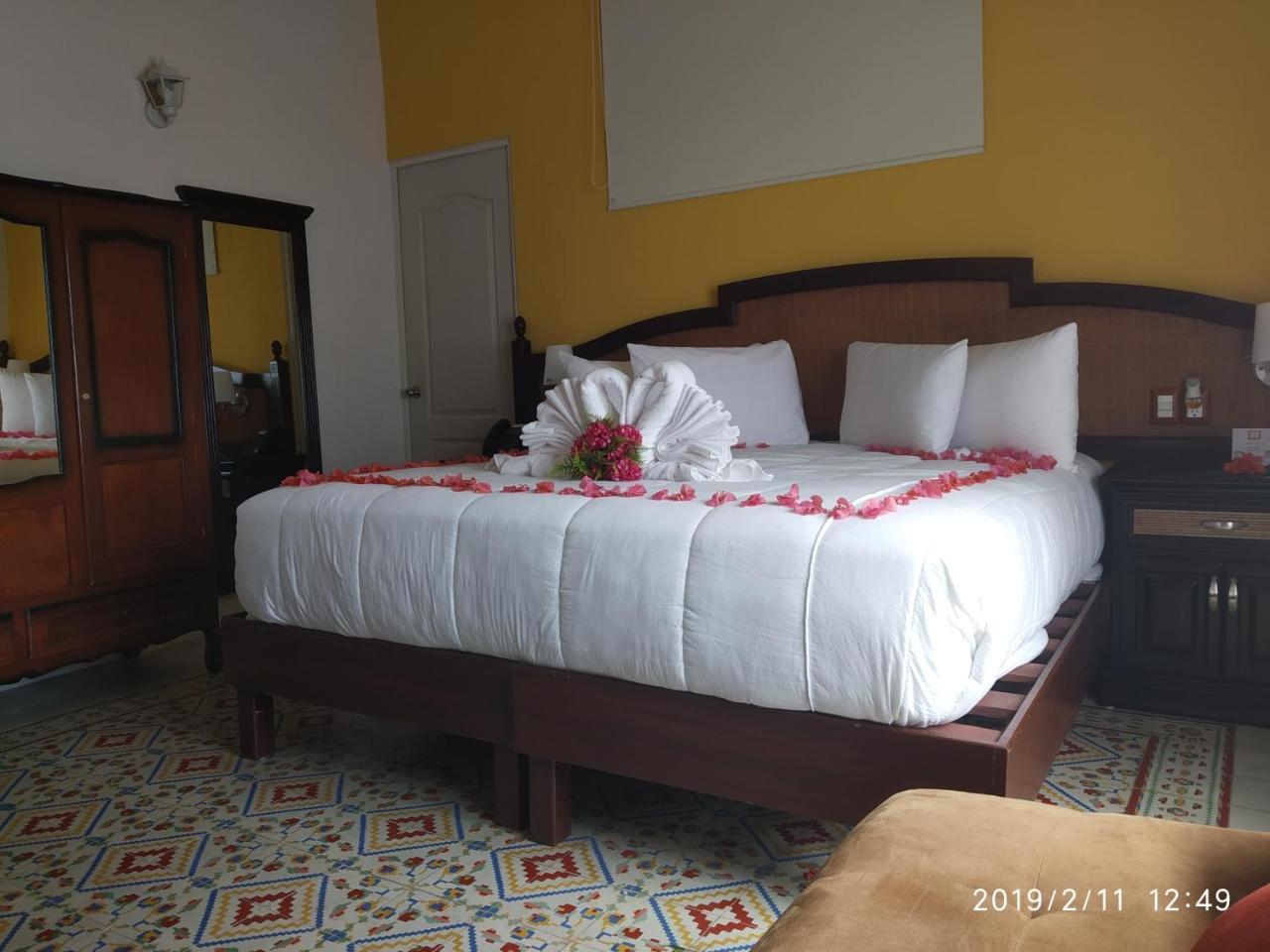 Casa San Juan Bed and Breakfast Mérida Exteriör bild